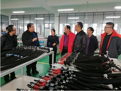 寧波市山西商會會長帶隊深入企業，助力企業統籌用工——商會下屬人力資源公司走進寧波國創機車裝備通訊設備銷售有限公司